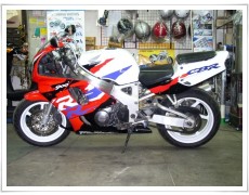 CBR900rr
